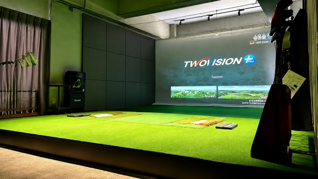 鶴里駅直結のインドアゴルフラウンジGolf Lounge Funの室内設備