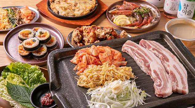 立川のKOREAN CAFÉ ＆ RESTAURANT ONDOで提供される韓国料理のイメージ