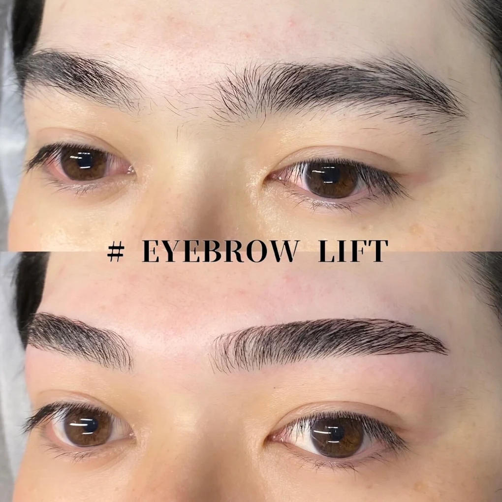 渋谷のメンズ眉毛サロンMode!? 渋谷店で眉毛ワックスを受ける男性のイメージ